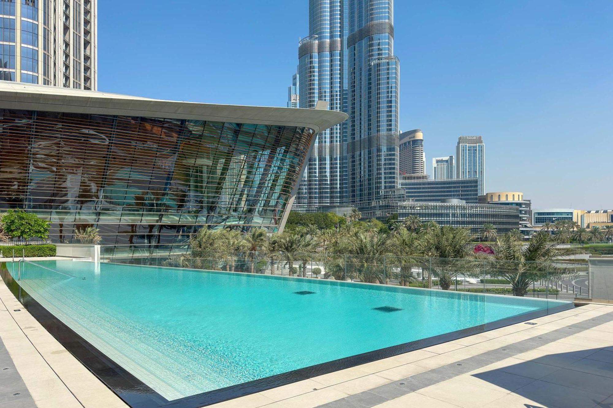Retreat At Touching Distance To Burj Khalifa, Downtown Holiday home *